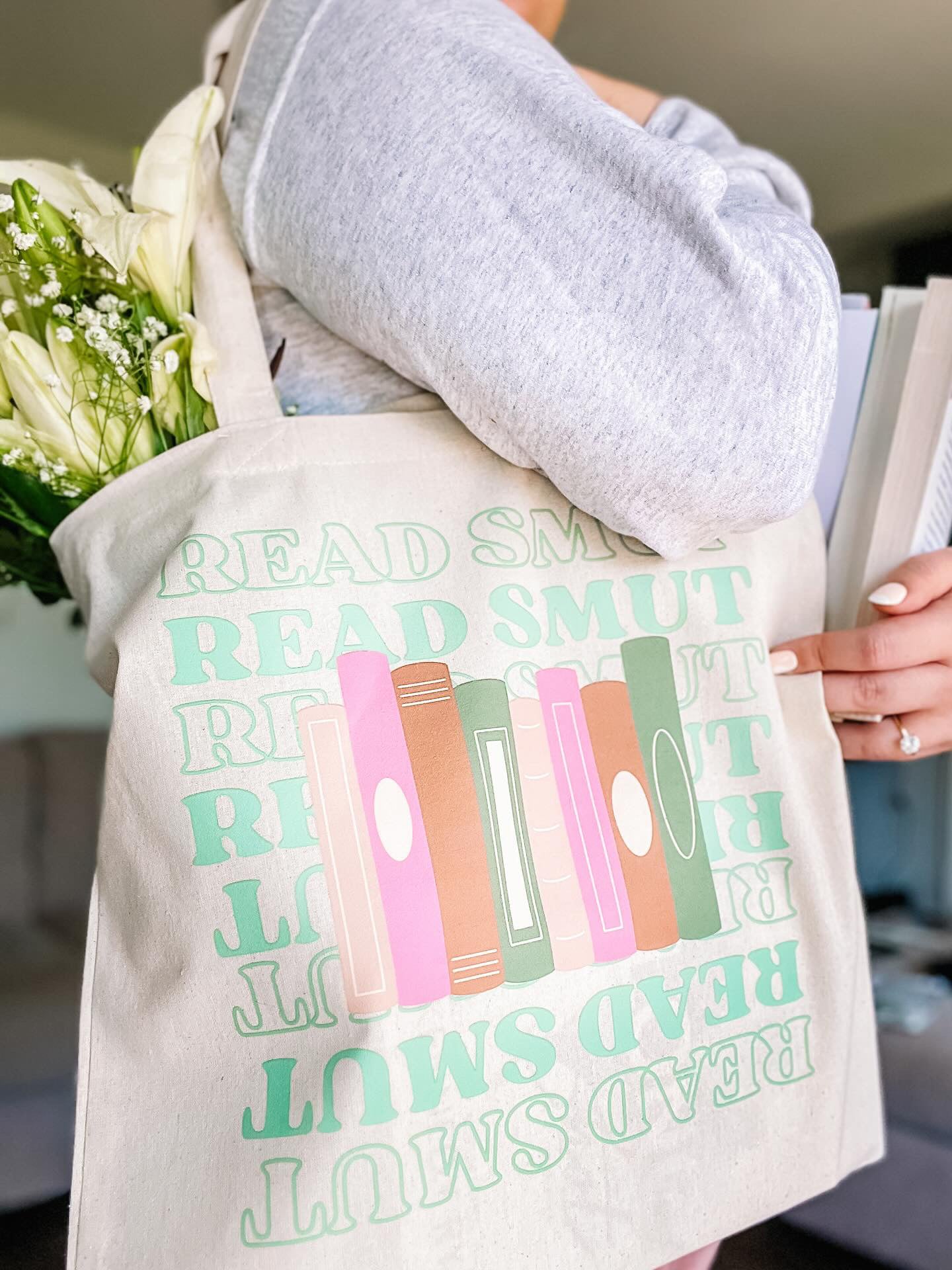 Read Smut Tote